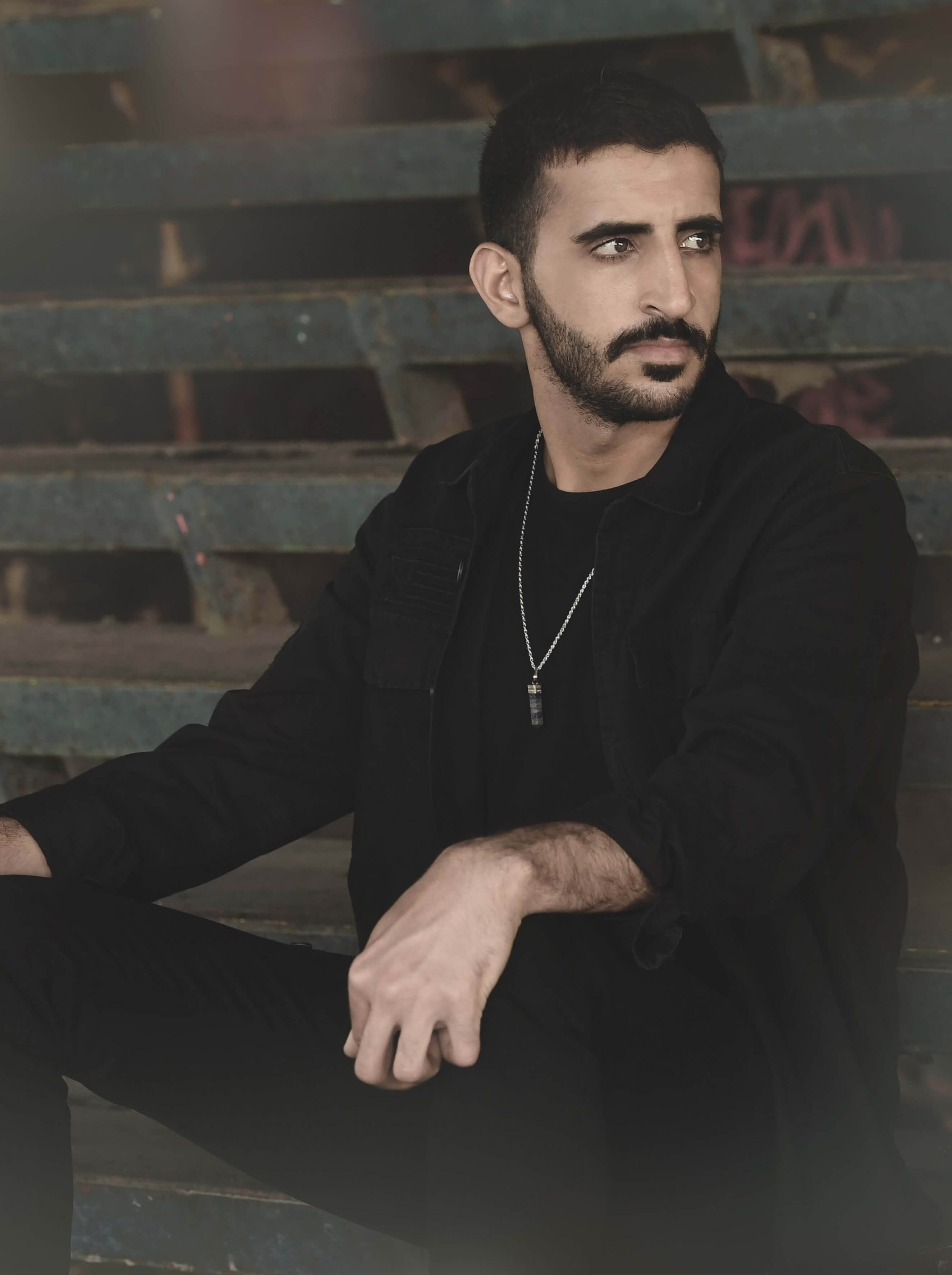 كاتب لبناني يطلق روايته الأولى ويسرد تفاصيلها